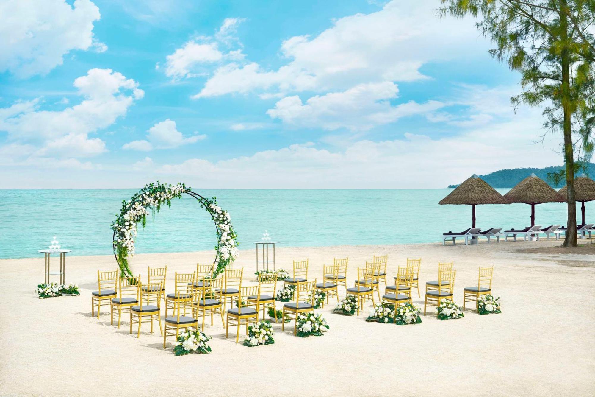 Doubletree By Hilton Damai Laut Resor 4*