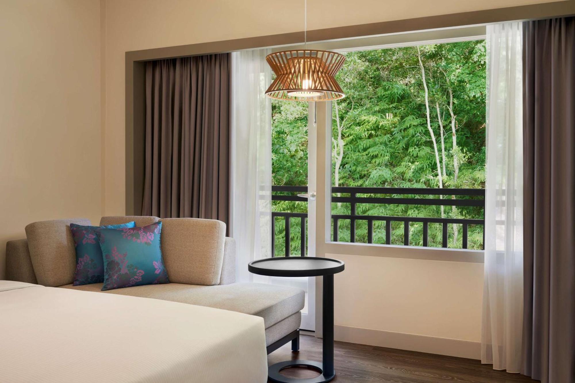 Resor Doubletree By Hilton Damai Laut Lumut