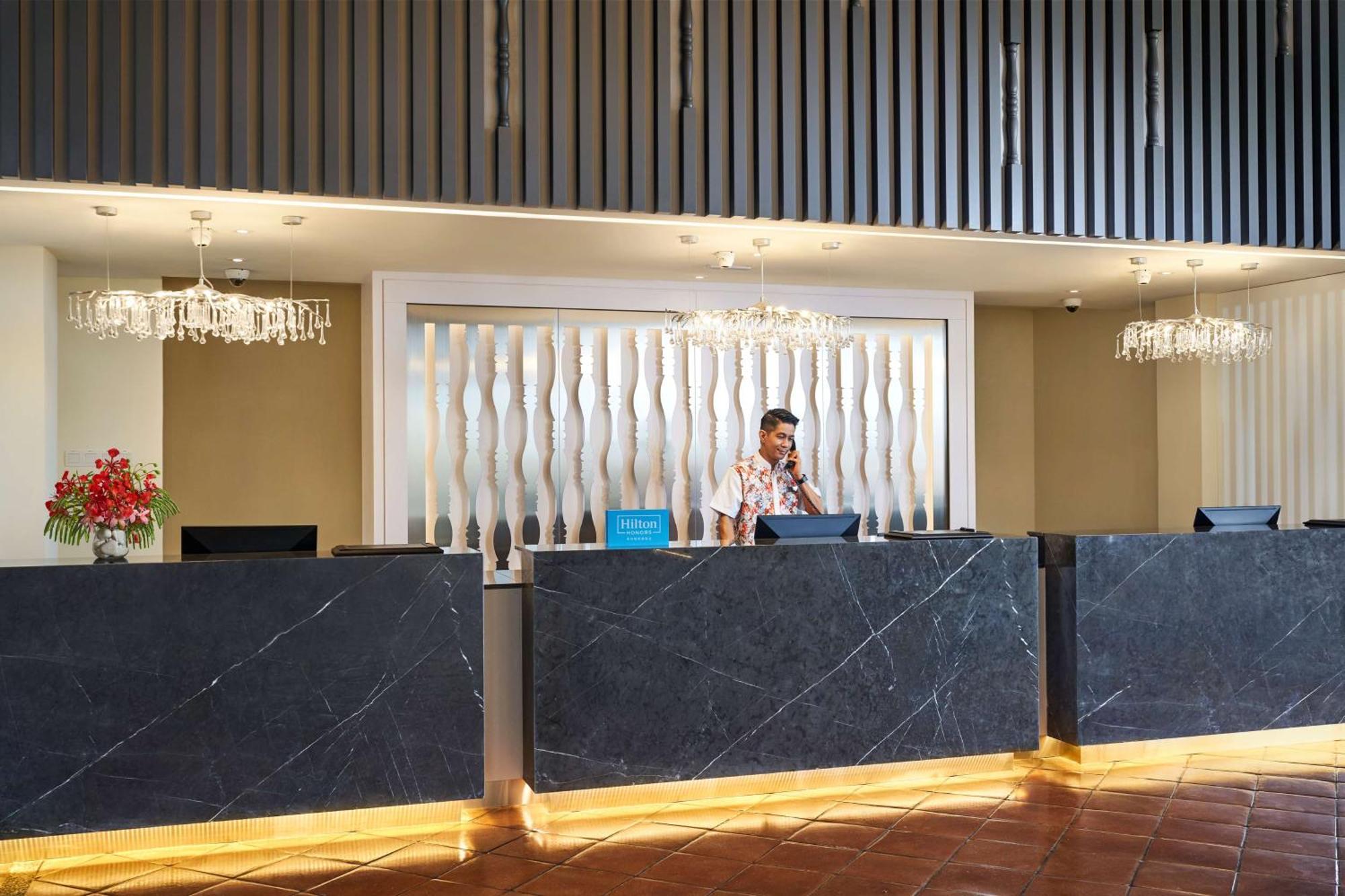 Doubletree By Hilton Damai Laut